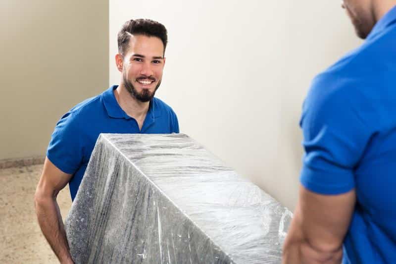 How Much does it Cost to Hire Movers - Moving APT