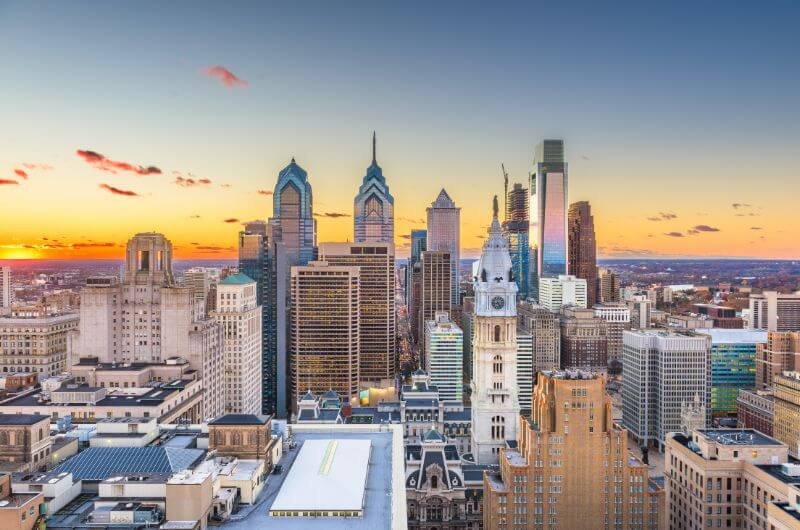 Philadelphia - 10 Largest Cities in The US - Moving APT