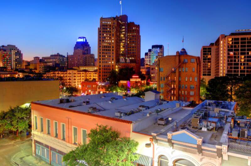 San Antonio - 10 Largest Cities in The US - Moving APT