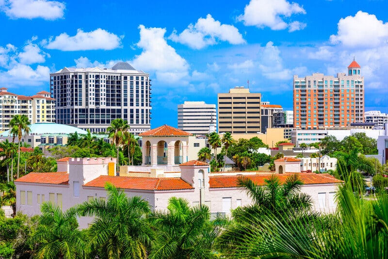 Best Long Distance Movers in Sarasota - Moving APT